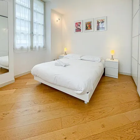 Seventh Apartment *
