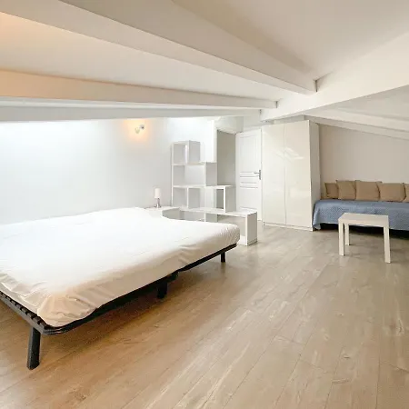 Apartment Seventh *