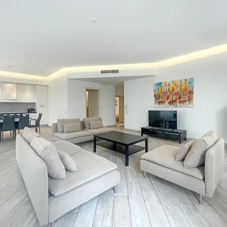 Seventh Appartement