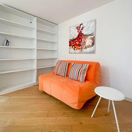 Seventh Appartement *