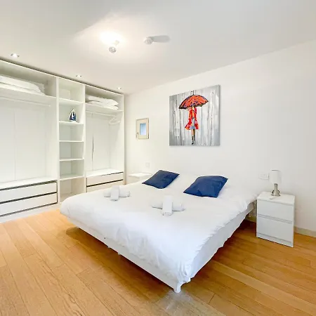 Seventh Appartement *