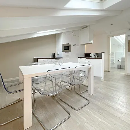 Seventh Appartement